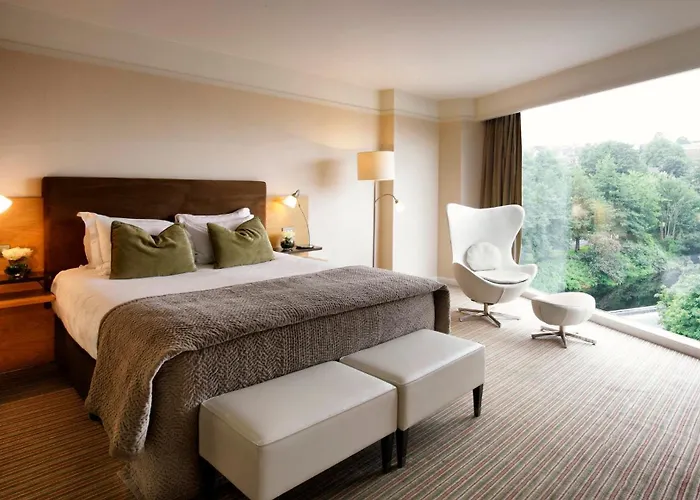 Family Hotel: The River Lee Hotel A Member Of The Doyle Collection