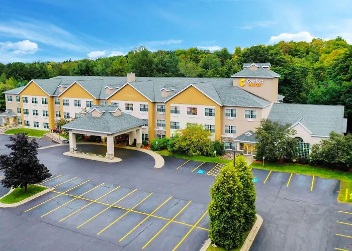Comfort Suites
