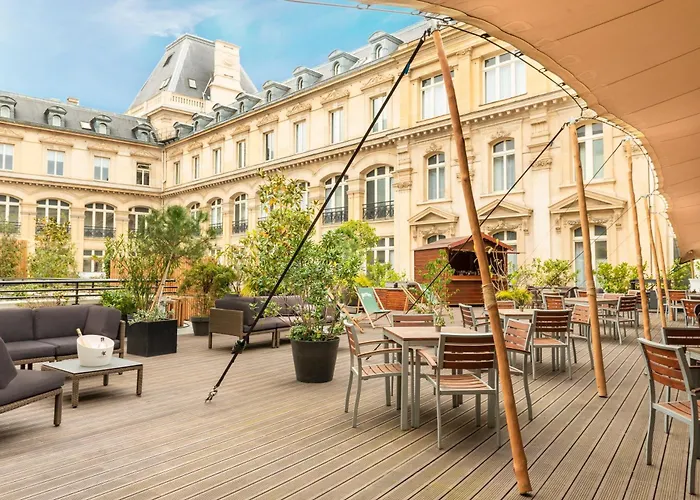 Hotel familiar: Crowne Plaza Paris - Republique By Ihg