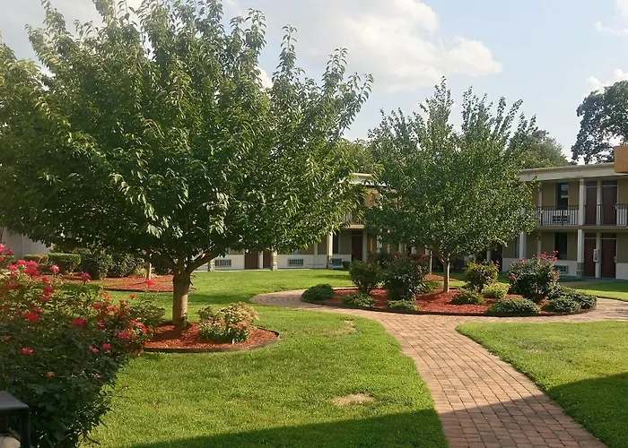 Boutique hotel only: Super 8 By Wyndham Dover