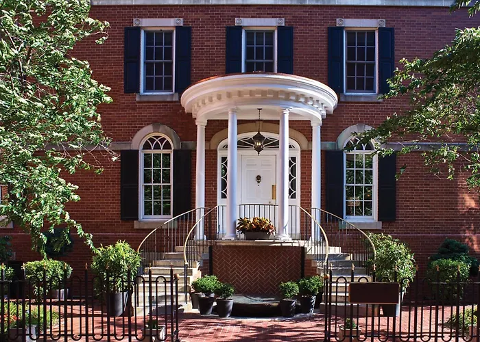 Morrison House Old Town Alexandria, Autograph Collection