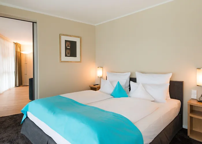 Wasserturm Hotel Cologne, Curio Collection By Hilton