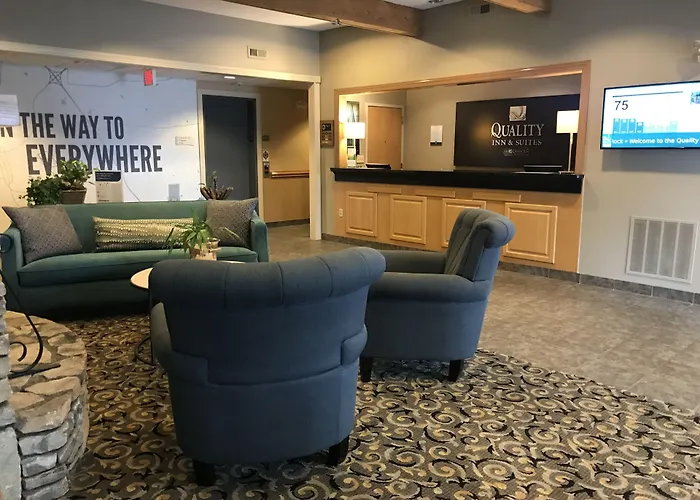 Quality Inn & Suites Hendersonville - Flat Rock