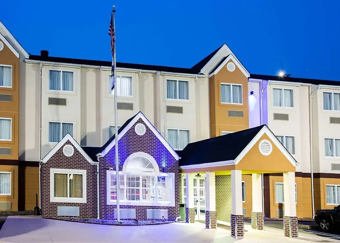 Resort: Microtel Inn & Suites By Wyndham Charleston