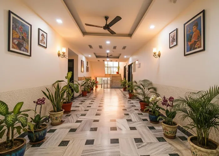 Cheap hotel: Fabhotel Prime President