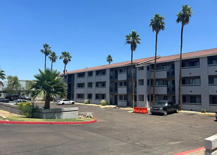 Hotel near College: Motel 6 Tempe, Az Elliot Road