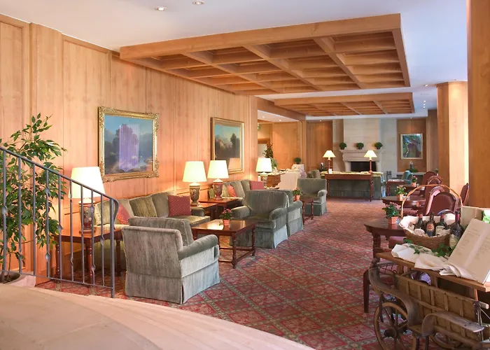 Central hotel: Crystal Hotel Superior