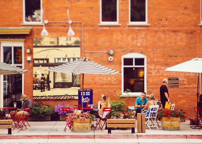 Four Points By Sheraton Hotel & Suites Calgary West