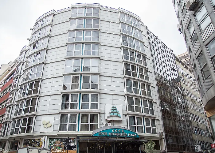 Hotel Reconquista Plaza