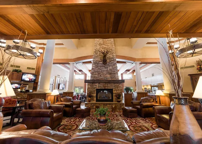 Hotels with tennis Mcm Elegante Lodge & Resorts