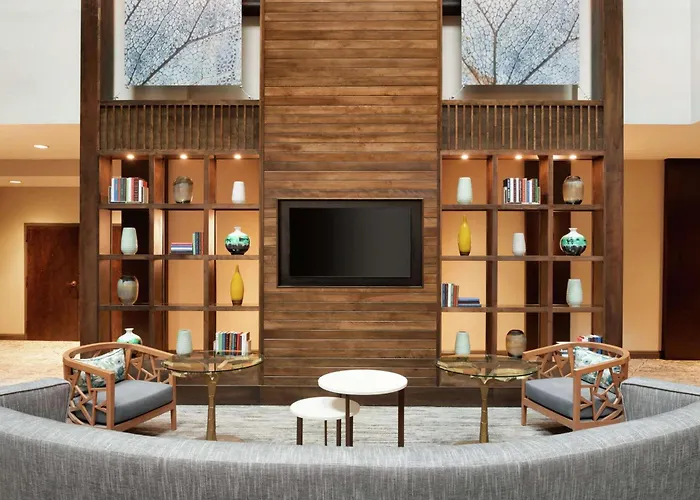 Embassy Suites By Hilton Atlanta Alpharetta