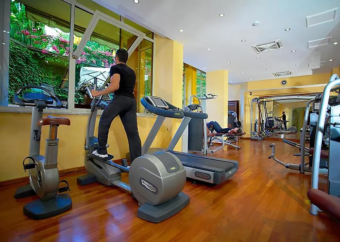 Hotel con golf: Hotel Caparena