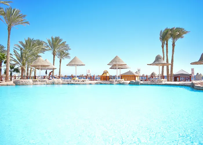 Parrotel Beach