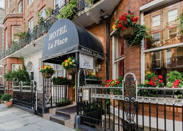 Family Friendly Hotels La Place