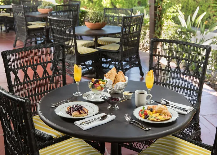 Ingleside Estate Hotel & Bungalows- Adults Only