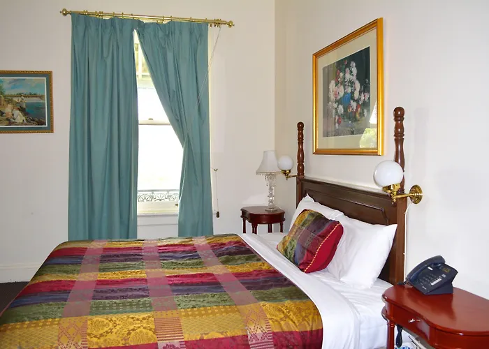 Cheap hotel: Magnolia Court Boutique Hotel