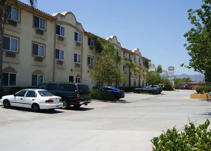 Comfort Inn & Suites Murrieta Temecula Wine Country