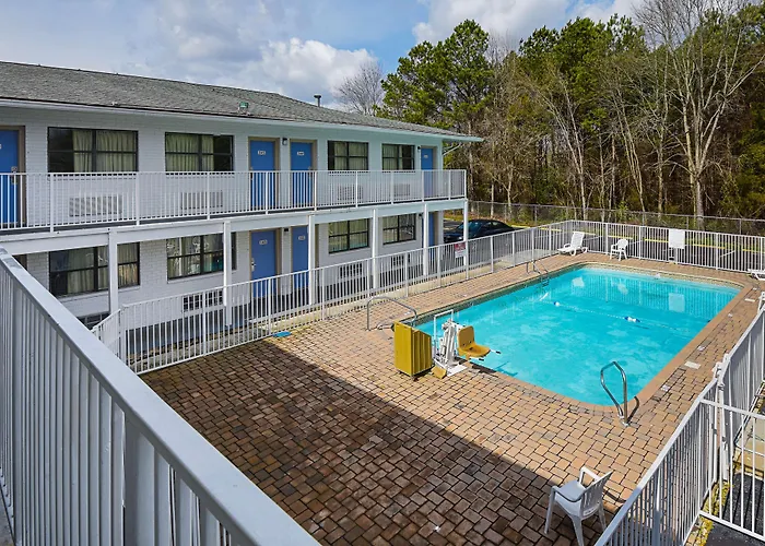 Motel 6 , Tn