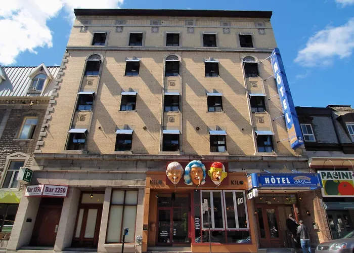 Cheap hotel: Hotel St-Denis