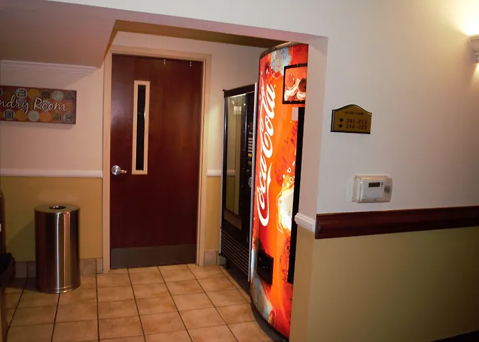 Best Western Plus Strawberry Inn & Suites