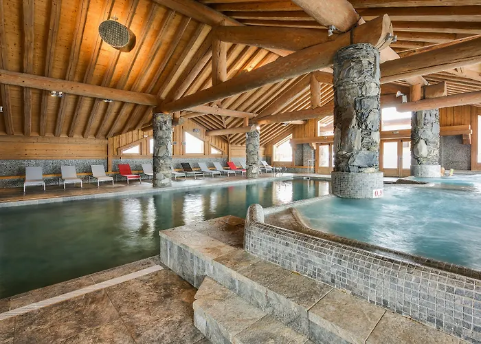 Hôtel avec piscine: CGH Résidences&Spas Les Cimes Blanches
