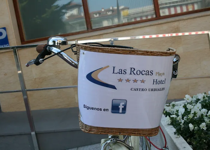 Las Rocas Playa Hotel