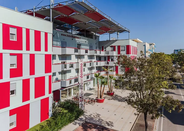 Self Catering: Domino Suite Hotel Jesolo