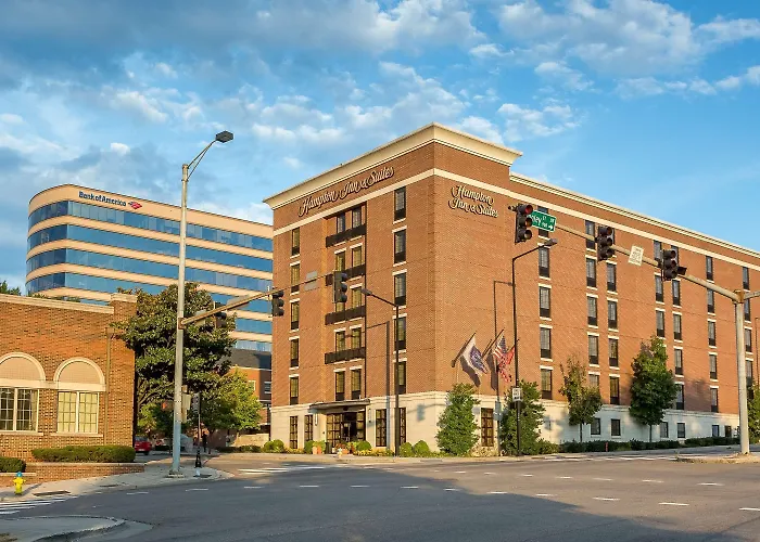 Hampton Inn & Suites Knoxville-Downtown