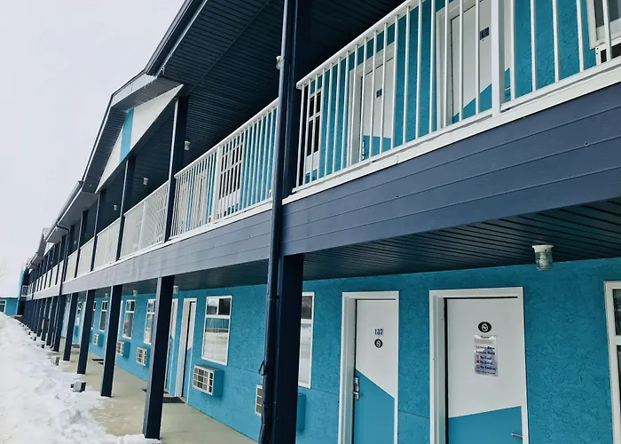 Empire Inn & Suites
