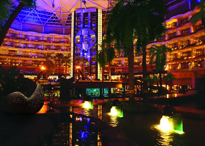 Hotel Sahara Star