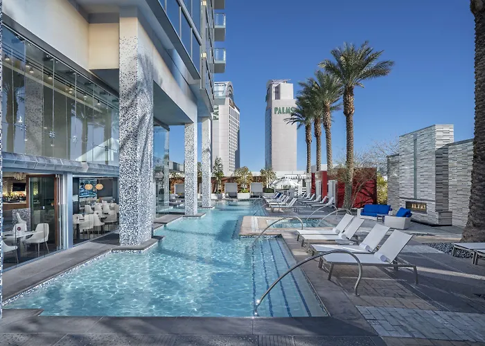 Palms Place Hotel And Spa