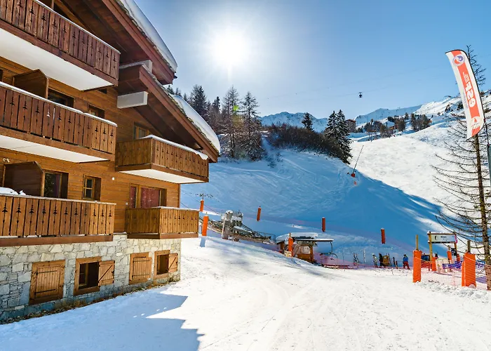Self Catering: Lagrange Vacances Les Chalets Edelweiss