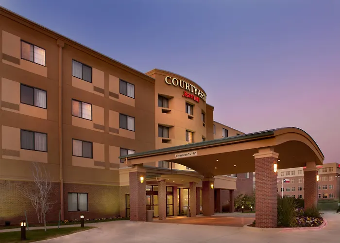 Courtyard By Marriott