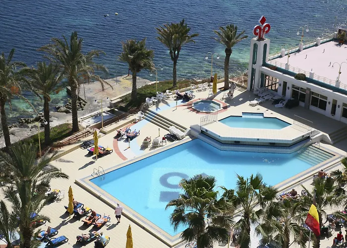 Hôtel Jacuzzi: Qawra Palace Resort & Spa
