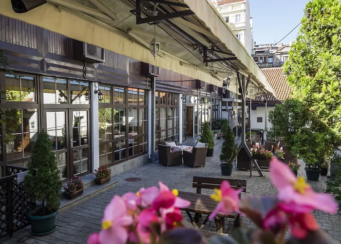 Hôtel 3 étoiles: Garni Hotel Le Petit Piaf