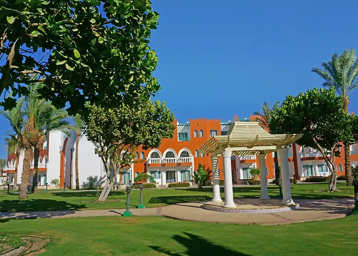 Ping pong hotels Sunrise Garden Beach