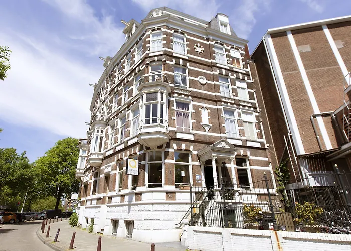 Resort: Quentin Canal House Hotel