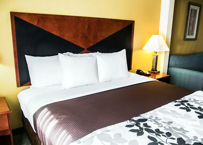 Sleep Inn & Suites Brunswick North
