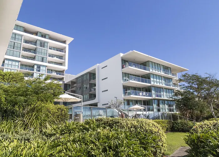 Ultiqa Freshwater Point Resort Broadbeach