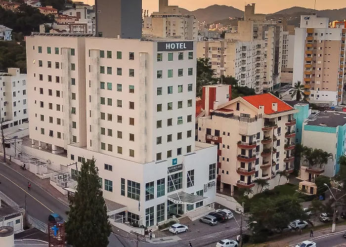 Hotel 4 estrelas: Interclass Florianópolis
