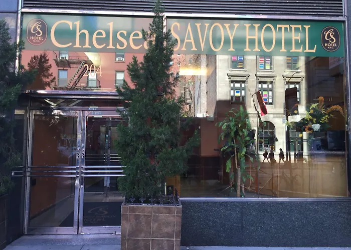 Pet Friendly hotel: Chelsea Savoy