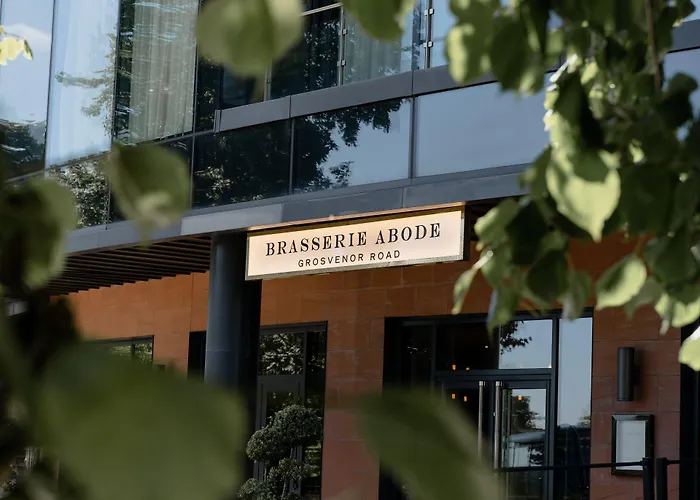 Hotel with view: Abode Chester