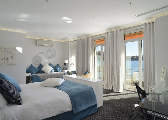 Welcome Hotel