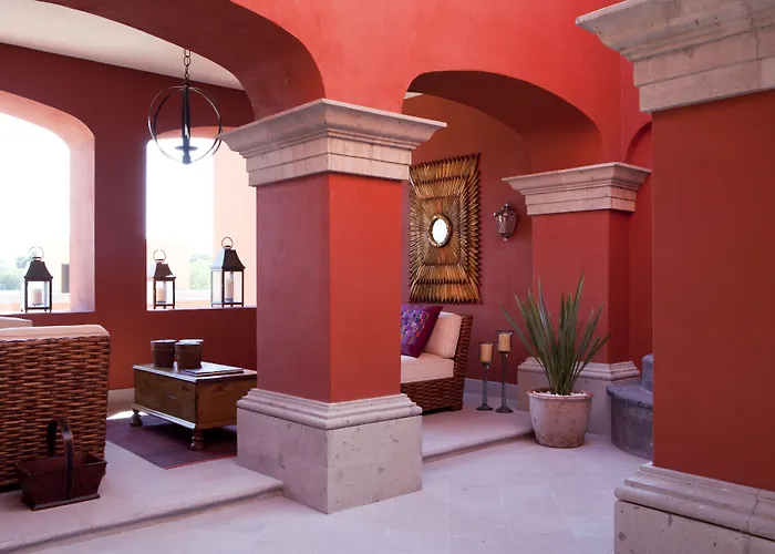 Pet Friendly hotel: Rosewood San Miguel