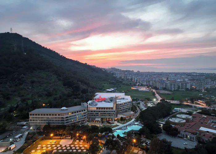 Hotel with Tennis: Kaya Izmir Thermal & Convention