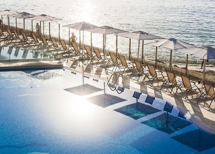 Spa Hotels Resorts Globales Santa Lucia - Adults Only 18
