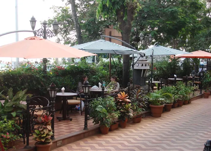 Sea Palace Hotel - Near Gateway Of India
