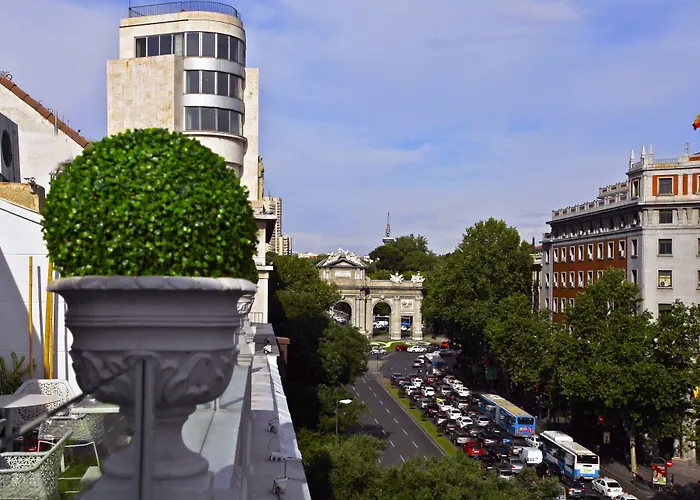 Hotel cerca del colegio: Boutike Cibeles