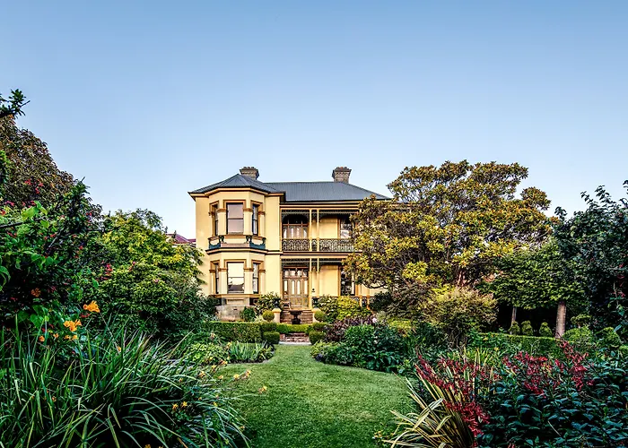 All Vacation Rentals Corinda Collection
