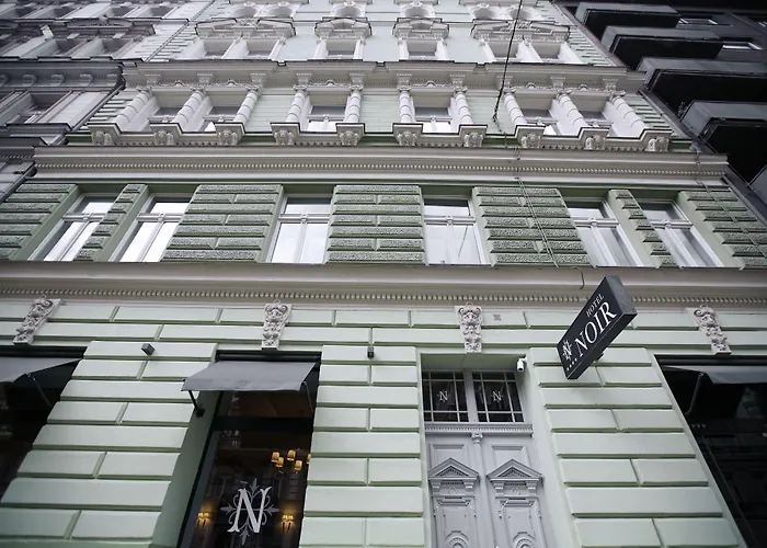 Hotel: Hotel Noir
